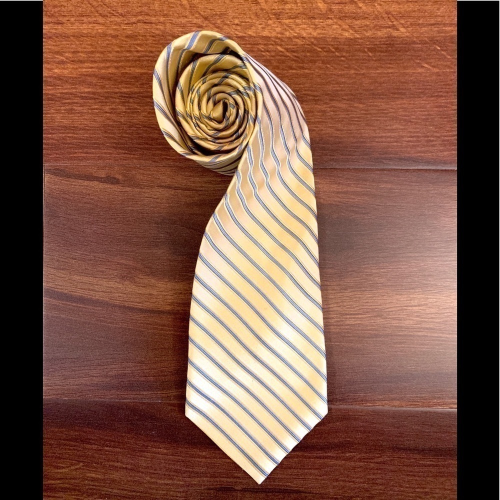 JONES NEW YORK Yellow Stripes Silk Necktie